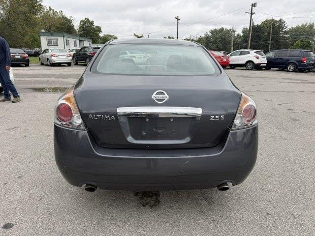 Nissan Altima 2.5 S 2010