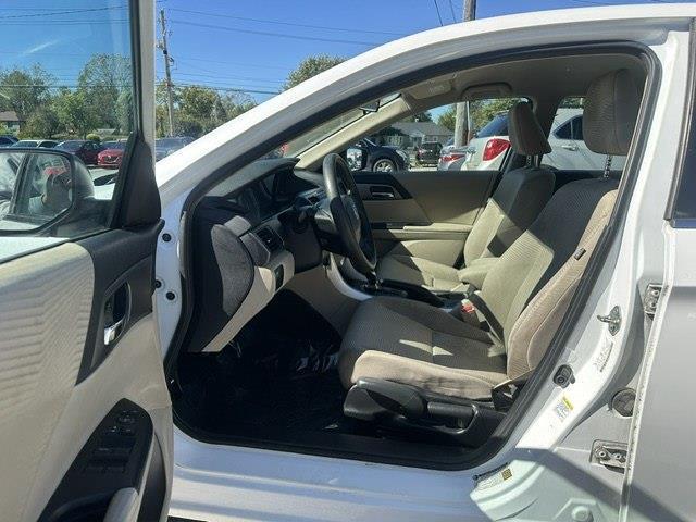 Honda Accord LX Sedan CVT 2015