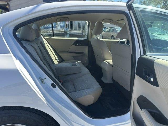 Honda Accord LX Sedan CVT 2015