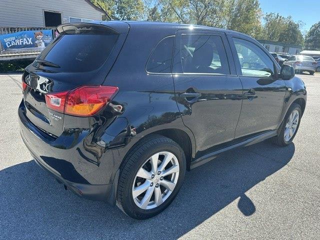 Mitsubishi Outlander Sport ES 2WD 2014