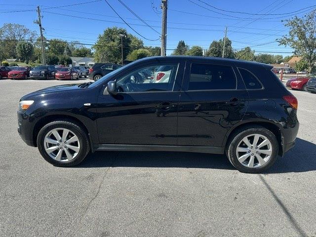 Mitsubishi Outlander Sport ES 2WD 2014