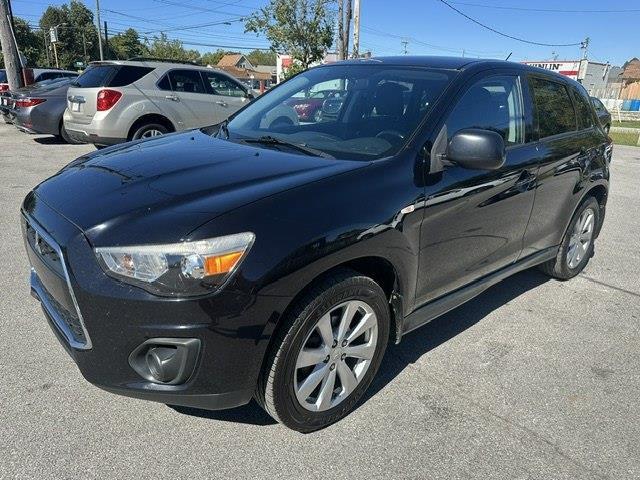 Mitsubishi Outlander Sport ES 2WD 2014