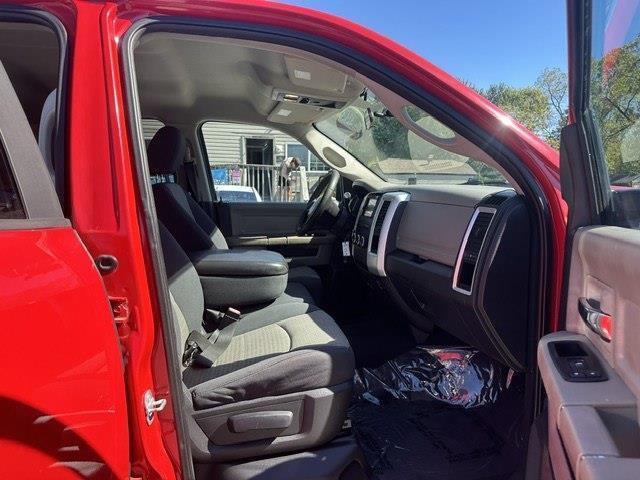 RAM 1500 SLT Quad Cab 4WD 2012