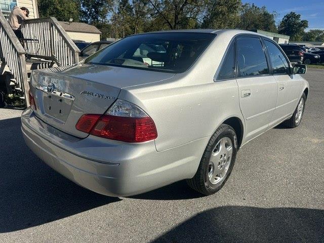 Toyota Avalon XLS 2004