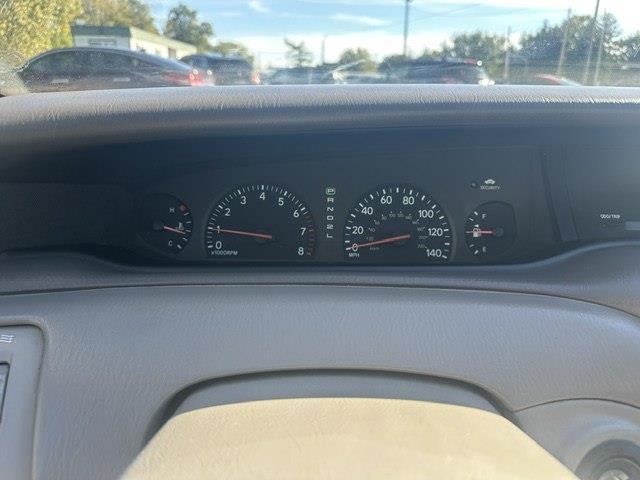 Toyota Avalon XLS 2004