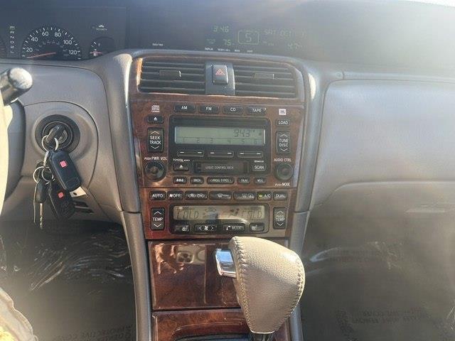 Toyota Avalon XLS 2004