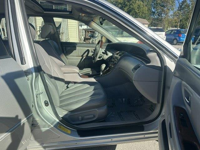 Toyota Avalon XLS 2004