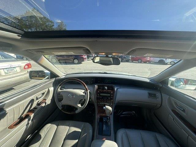 Toyota Avalon XLS 2004