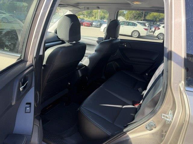 Subaru Forester 2.5i Touring 2015