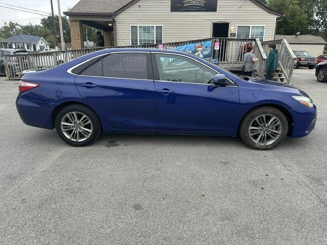 Toyota Camry SE 2016