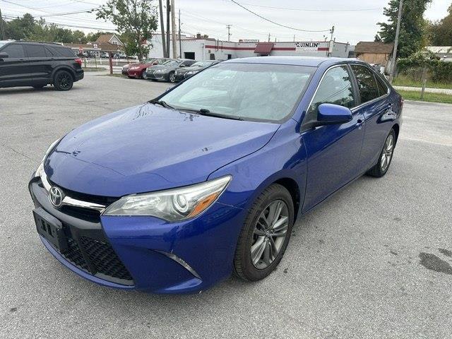 Toyota Camry SE 2016