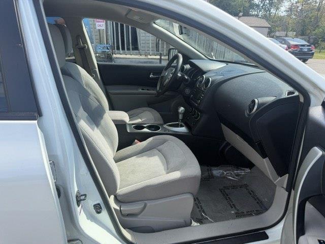 Nissan Rogue S 2WD 2012