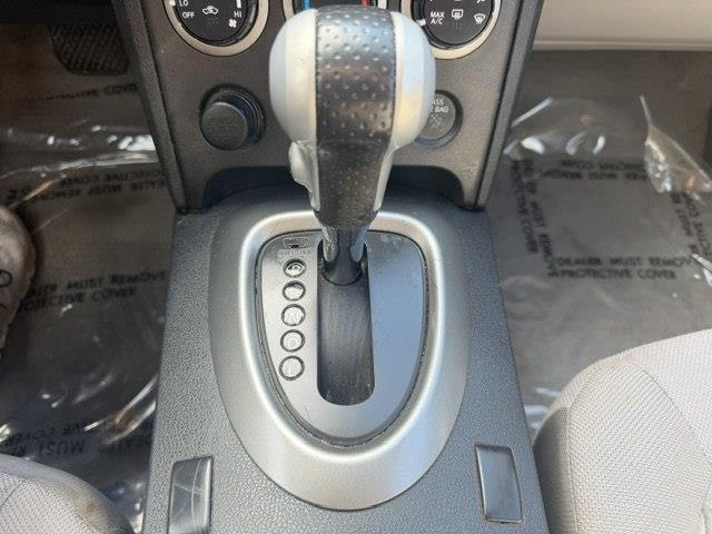Nissan Rogue S 2WD 2012