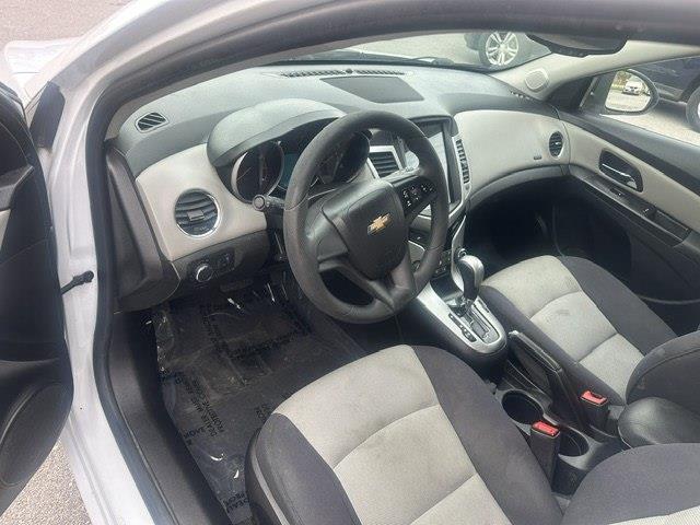 Chevrolet Cruze LS Auto 2015