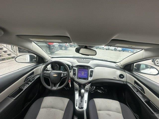 Chevrolet Cruze LS Auto 2015