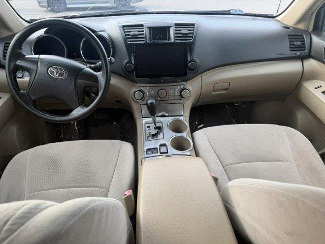 Toyota Highlander Base 4WD 2008
