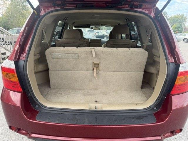 Toyota Highlander Base 4WD 2008