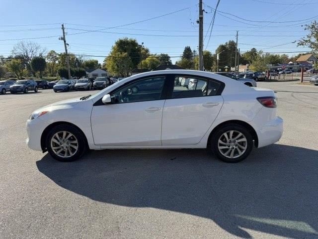 Mazda MAZDA3 i Touring 4-door 2012