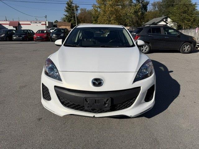 Mazda MAZDA3 i Touring 4-door 2012