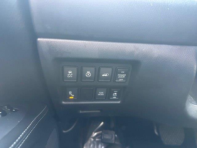 Nissan Pathfinder Platinum 4WD 2017