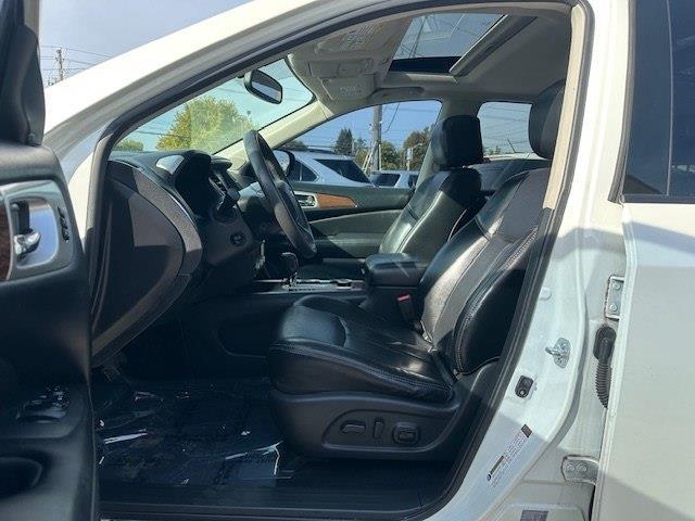 Nissan Pathfinder Platinum 4WD 2017