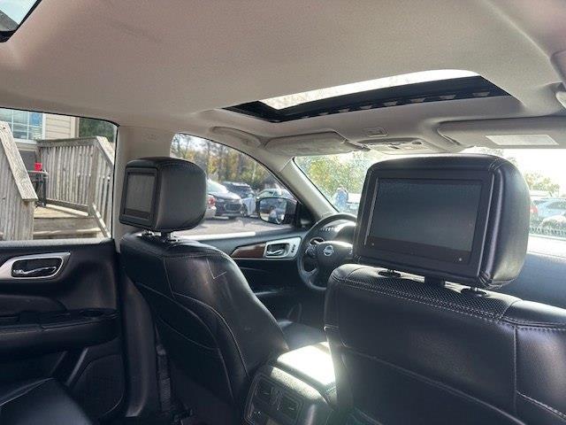 Nissan Pathfinder Platinum 4WD 2017