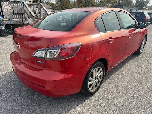 Mazda MAZDA3 i Touring AT 4-Door 2013
