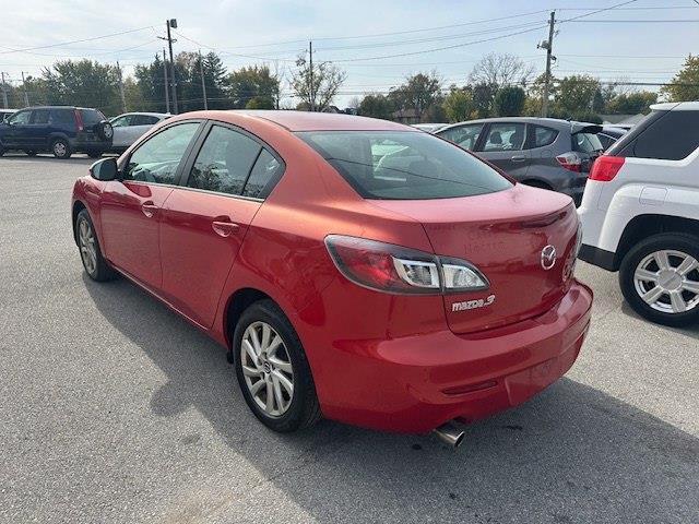 Mazda MAZDA3 i Touring AT 4-Door 2013