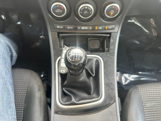 Mazda MAZDA3 i Touring AT 4-Door 2013