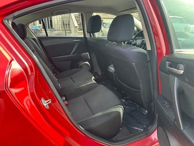 Mazda MAZDA3 i Touring AT 4-Door 2013