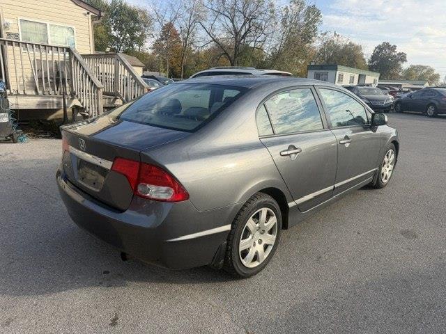 Honda Civic LX Sedan 5-Speed AT 2010