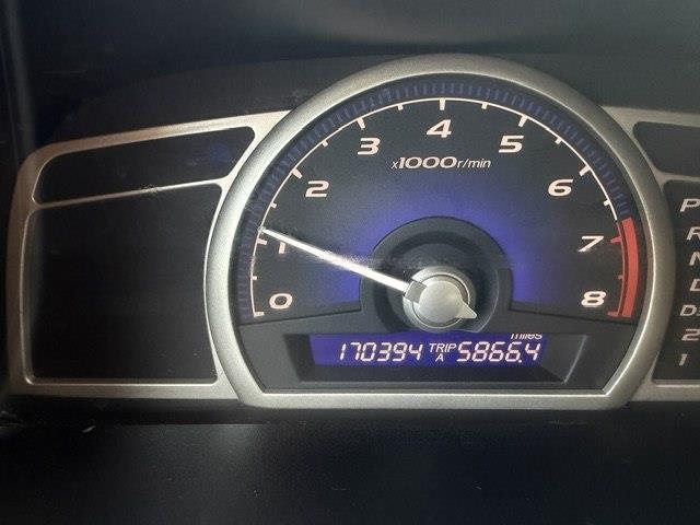 Honda Civic LX Sedan 5-Speed AT 2010