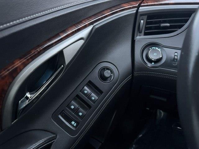 Buick LaCrosse Premium Package 1, w/Leather 2012