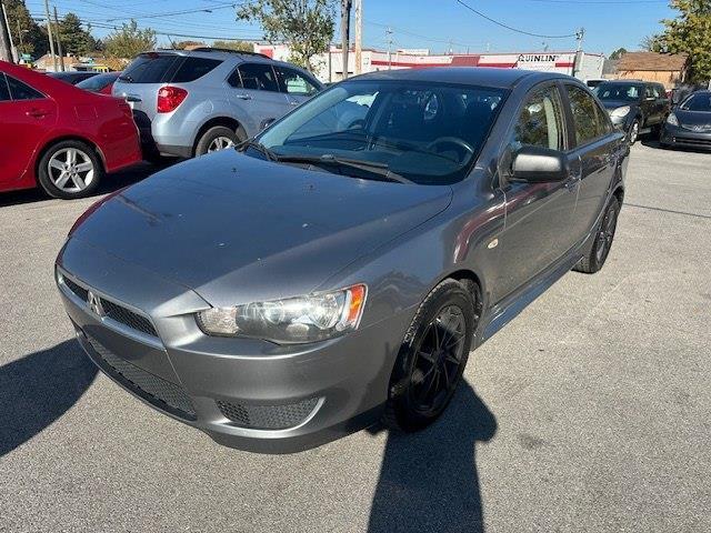 Mitsubishi Lancer ES 2014