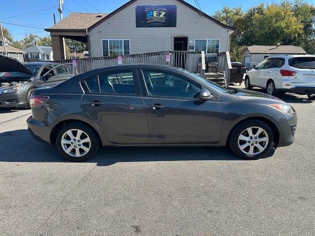 Mazda MAZDA3 i Touring 4-door 2010