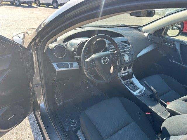 Mazda MAZDA3 i Touring 4-door 2010