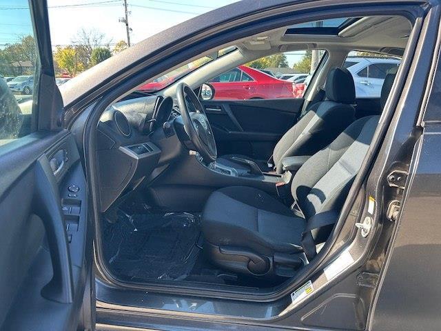Mazda MAZDA3 i Touring 4-door 2010