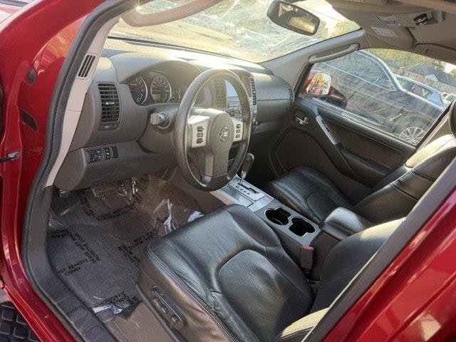 Nissan Pathfinder Silver Edition 4WD 2011