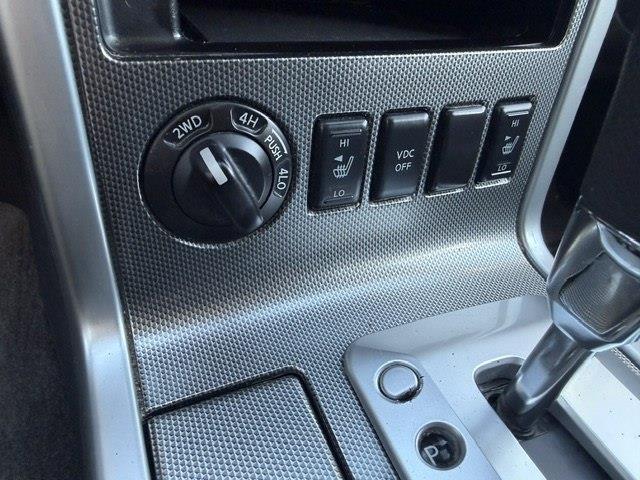 Nissan Pathfinder Silver Edition 4WD 2011