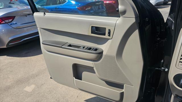Ford Escape  2012