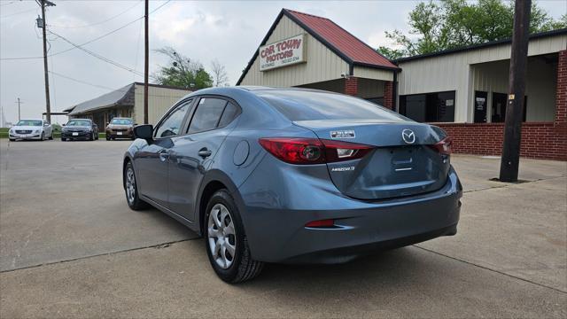 Mazda MAZDA3  2016