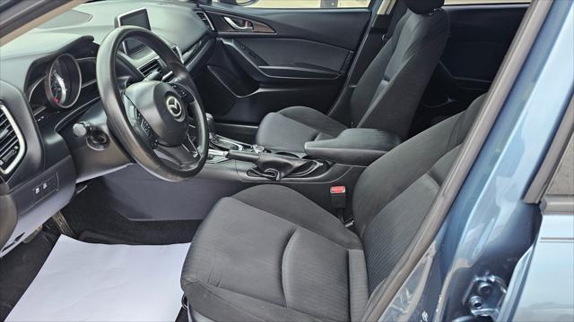Mazda MAZDA3  2016