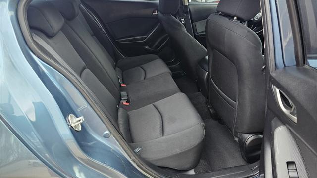 Mazda MAZDA3  2016