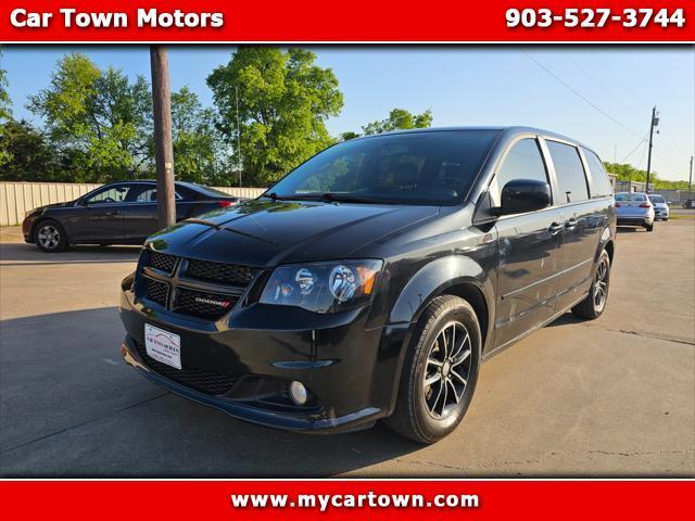 2016 Dodge Grand Caravan R/T's photo