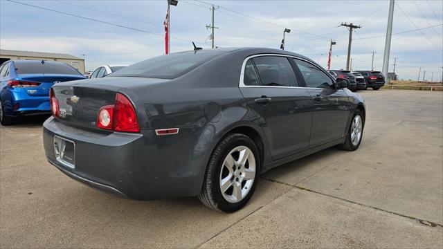 Chevrolet Malibu  2009
