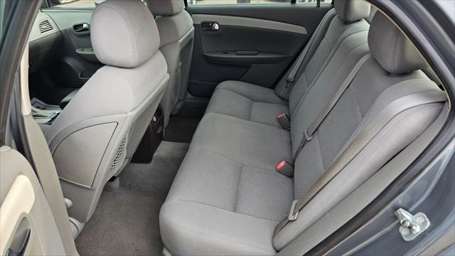 Chevrolet Malibu  2009