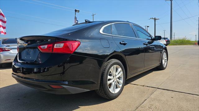 Chevrolet Malibu  2018
