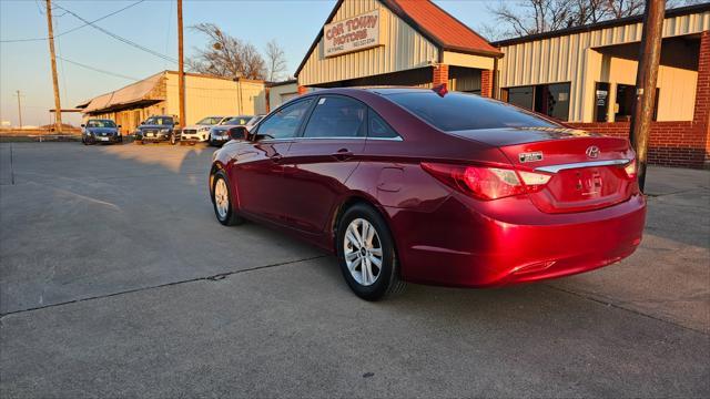 Hyundai Sonata  2012