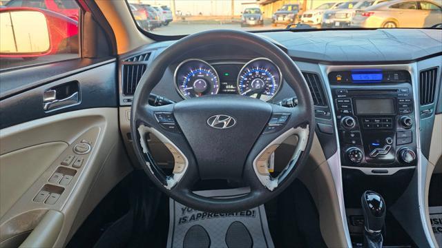 Hyundai Sonata  2012