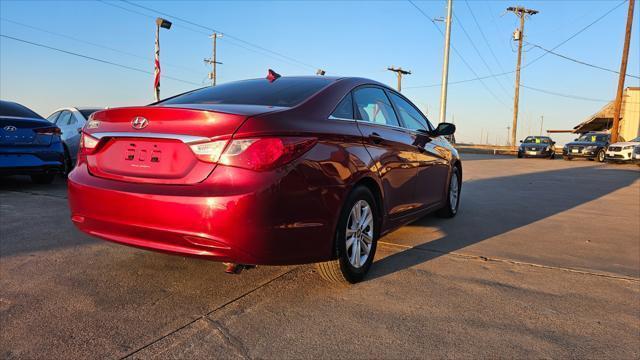 Hyundai Sonata  2012